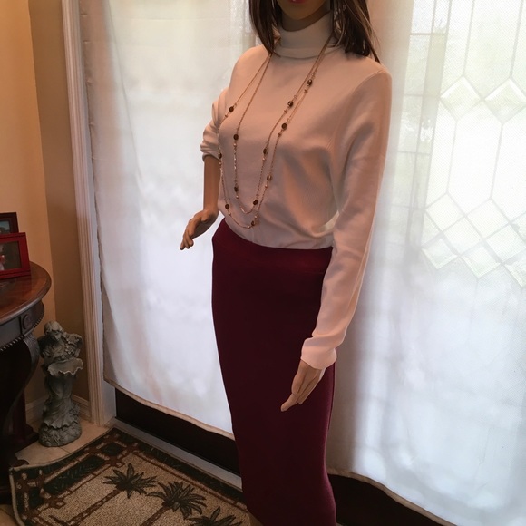 2piece outfit Chico’s Top & Tapered Maki Skirt - Picture 6 of 12